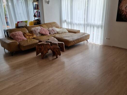 Wohnung zur Miete 1.350 € 4,5 Zimmer 128 m² EG frei ab sofort Friedrichstraße 15 Trossingen Trossingen 78647
