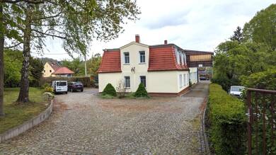 Haus zum Kauf 880 m² 3.174 m² Grundstück Roßwein Roßwein 04741