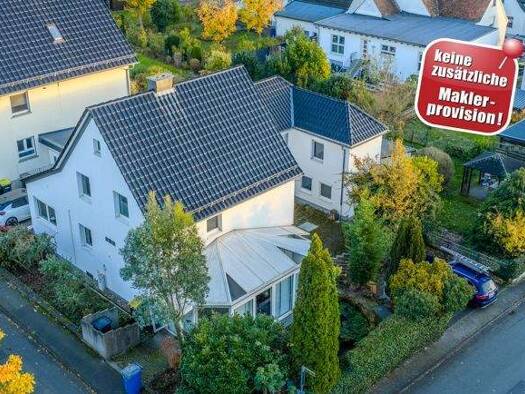 Einfamilienhaus zum Kauf 449.500 € 9 Zimmer 211,1 m² 601 m² Grundstück Atzbach Lahnau 35633