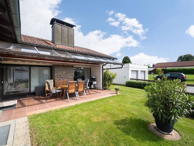 Bungalow zum Kauf 625.000 € 4 Zimmer 155,5 m² 742 m² Grundstück frei ab sofort Nandlstadt 85405