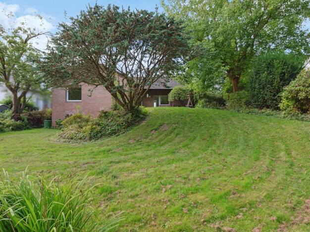 Einfamilienhaus zum Kauf 650.000 € 8 Zimmer 260 m² 980 m² Grundstück Pech Wachtberg 53343