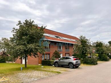 Wohnung zur Miete 933 € 3 Zimmer 66,6 m² Dachgeschoss, 2. Geschoss Alt Meteler Straße 25 Friedrichsthal Schwerin 19057