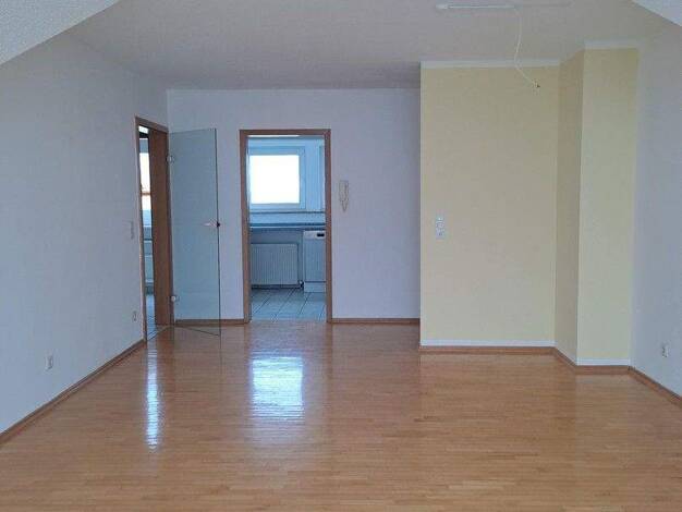 Wohnung zur Miete 870 € 3 Zimmer 77 m² 2. Geschoss Adelsdorf 91325