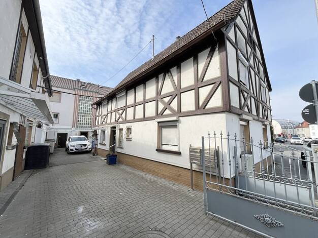 Haus zum Kauf 799.000 € 16 Zimmer 450,3 m² 812 m² Grundstück Lämmerspiel Mühlheim am Main 63165