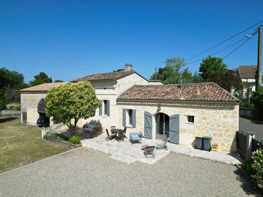 Haus zum Kauf 392.000 € 109 m² 1.647 m² Grundstück Saint-Emilion 33330