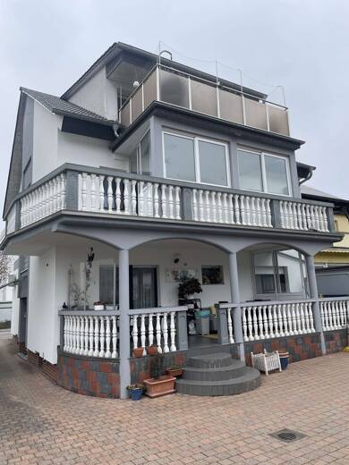 Wohnung zur Miete 900 € 3 Zimmer 85 m² frei ab sofort Brühl 68782
