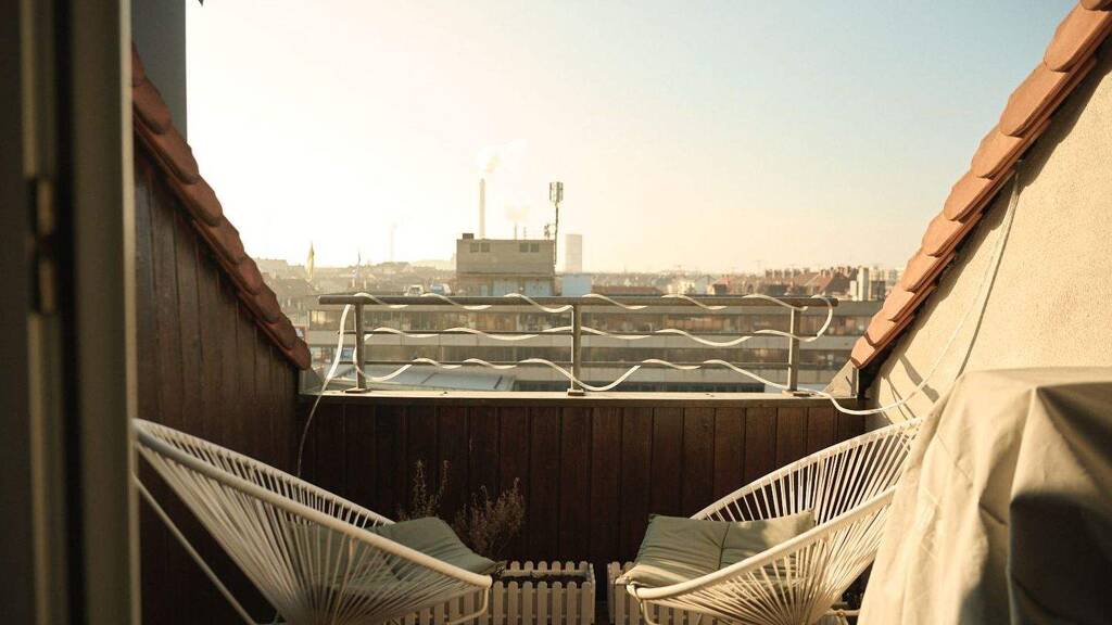 Studio zum Kauf 198.000 € 1 Zimmer 50,8 m² 5. Geschoss Jahnstraße Steinbühl Nürnberg 90443