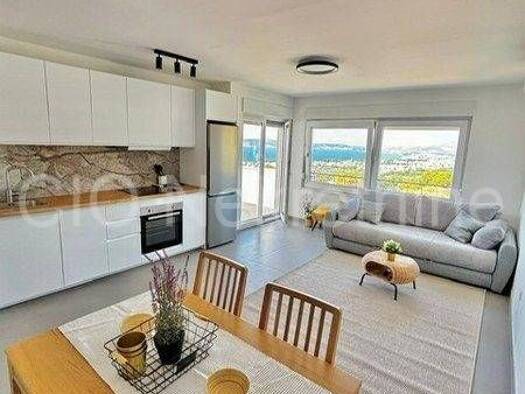 Wohnung zur Miete 700 € 4 Zimmer 70 m² 2. Geschoss Kastela