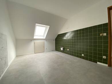 Wohnung zur Miete 480 € 3 Zimmer 70 m² Dachgeschoss, 4. Geschoss Rehbühl Weiden 92637