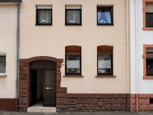 Haus zum Kauf 175.000 € 4,5 Zimmer 135 m² 140 m² Grundstück Aacher Weg 44 Biewer Trier 54293
