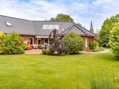 Haus zum Kauf 699.000 € 7 Zimmer 248 m² 1.280 m² Grundstück Meldorf 25704