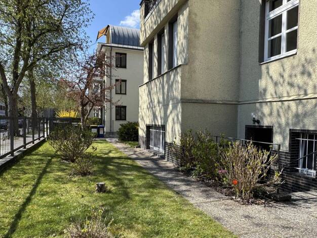 Wohnung zur Miete 1.100 € 2 Zimmer 90 m² Lankwitz Steglitz-Zehlendorf 12247