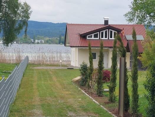 Einfamilienhaus zur Miete 1.950 € 4,5 Zimmer 115 m² 1.520 m² Grundstück frei ab 01.01.2027 Gundholzen Gaienhofen 78343