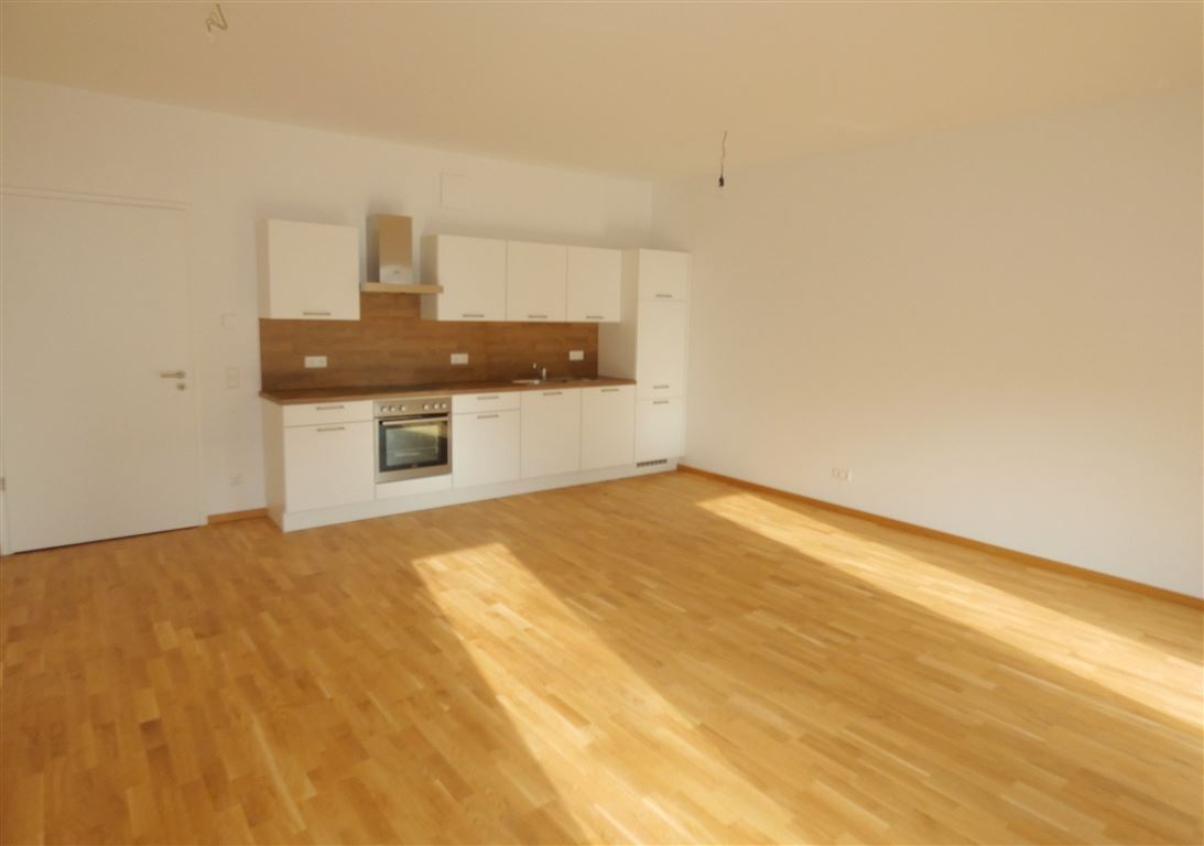 Wohnung zur Miete 875 € 2 Zimmer 65,9 m²<br/>Wohnfläche EG<br/>Geschoss 01.01.2025<br/>Verfügbarkeit Erich-Zeigner-Allee 62 b Lindenau Leipzig 04229