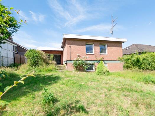 Einfamilienhaus zur Miete 1.350 € 4 Zimmer 148 m² 1.237 m² Grundstück frei ab 01.09.2026 Fredenbeck 21717