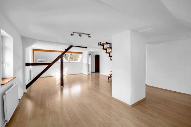 Wohnung zum Kauf 170.000 € 3,5 Zimmer 106,6 m² Niedernhall 74676