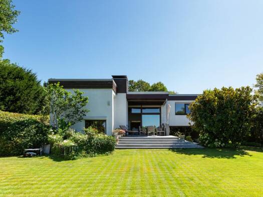 Einfamilienhaus zum Kauf 1.295.000 € 5 Zimmer 200 m² 3.747 m² Grundstück Langst-Kierst Meerbusch 40668