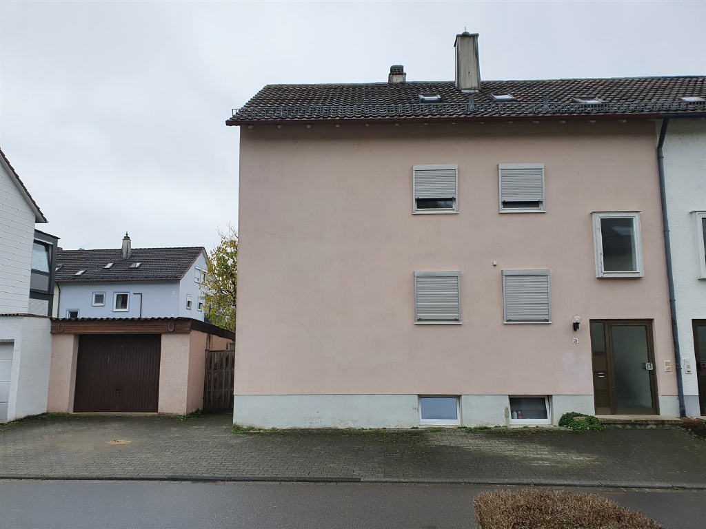 Doppelhaushälfte zum Kauf 334.000 € 9 Zimmer 175 m²<br/>Wohnfläche 405 m²<br/>Grundstück Bad Mergentheim Bad Mergentheim 97980