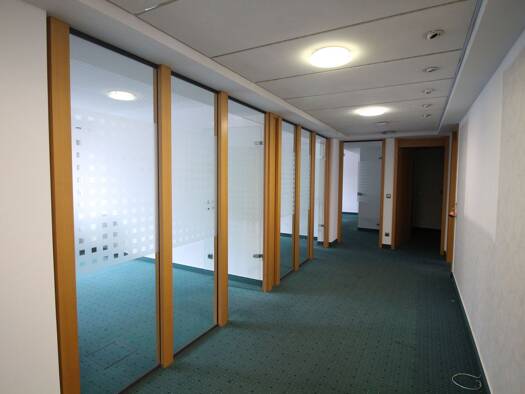 Bürofläche zur Miete provisionsfrei 14 € 156,5 m² Bürofläche teilbar ab 126 m² Vahrenwald Hannover 30165