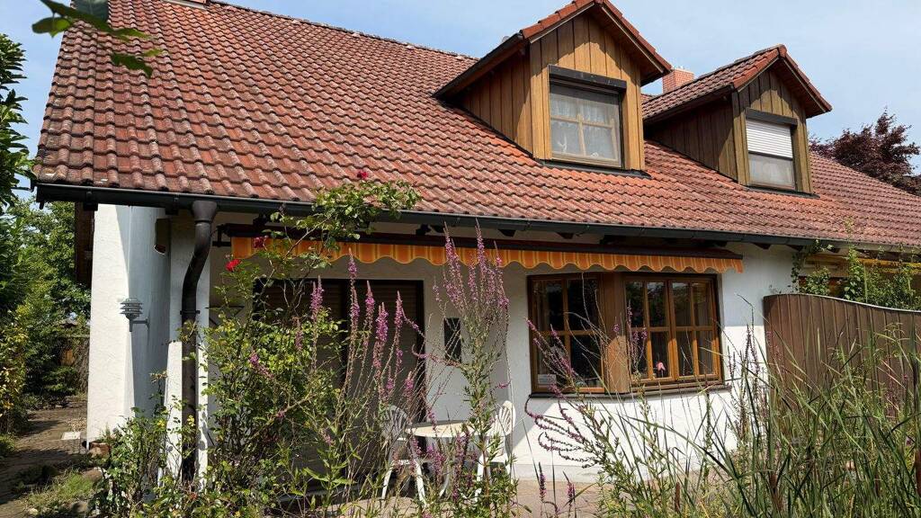 Doppelhaushälfte zum Kauf provisionsfrei 840.000 € 4 Zimmer 121 m² 425 m² Grundstück frei ab sofort Eching Eching am Ammersee 82279