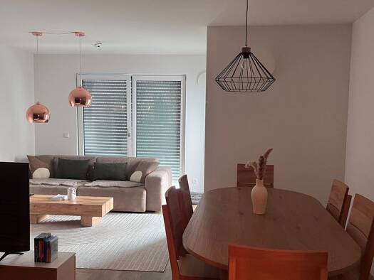 Wohnung zur Miete 600 € 2 Zimmer 66,4 m² 2. Geschoss frei ab 01.09.2026 Weiden Weiden in der Oberpfalz 92637