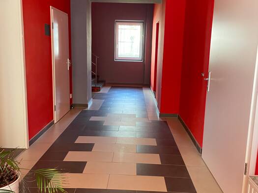 Bürofläche zur Miete provisionsfrei 6 € 3 Zimmer 118 m² Bürofläche teilbar von 28 m² bis 118 m² Annaberger Straße 27 Chemnitz 09111