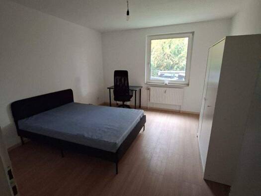 WG-Zimmer zur Miete 620 € 16 m² Posener Straße Lierenfeld Stadtbezirk 8 40231