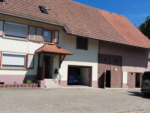 Haus zum Kauf 345.000 € 6 Zimmer 140 m² 1.004 m² Grundstück Watterdingen Tengen 78250