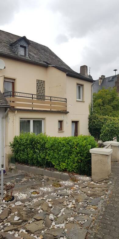 Einfamilienhaus zum Kauf provisionsfrei 95.000 € 6 Zimmer 142 m² 120 m² Grundstück Pünderich 56862
