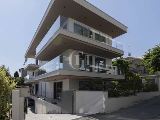 Wohnung zum Kauf 925.000 € 4 Zimmer 120 m² EG frei ab sofort Desenzano del Garda 25015