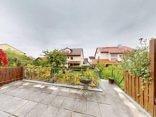 Reihenmittelhaus zum Kauf 379.000 € 7 Zimmer 121 m² 175 m² Grundstück Rottendorf 97228