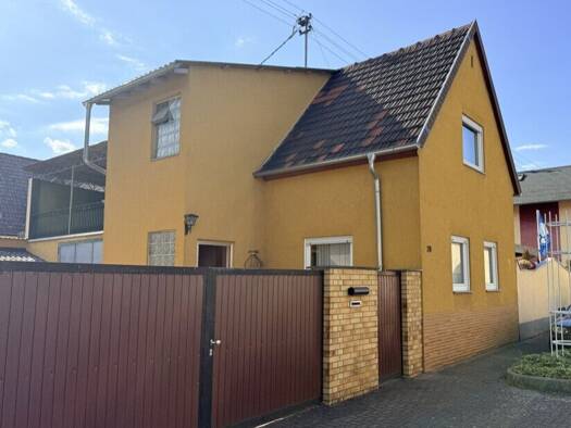 Einfamilienhaus zum Kauf 320.000 € 3 Zimmer 120 m² 450 m² Grundstück Oppau Ludwigshafen am Rhein 67069