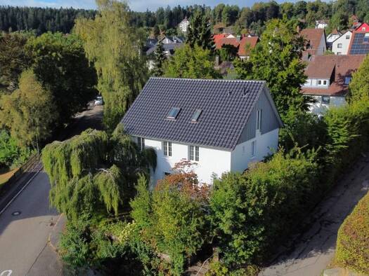Einfamilienhaus zum Kauf 690.000 € 6 Zimmer 241,5 m² 787 m² Grundstück Freudenstadt Freudenstadt 72250