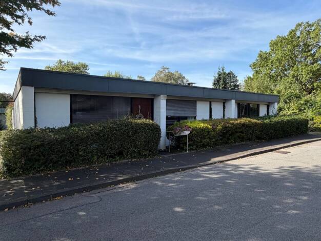 Bungalow zum Kauf 339.000 € 5 Zimmer 137,6 m² 749 m² Grundstück Lemgo Lemgo 32657