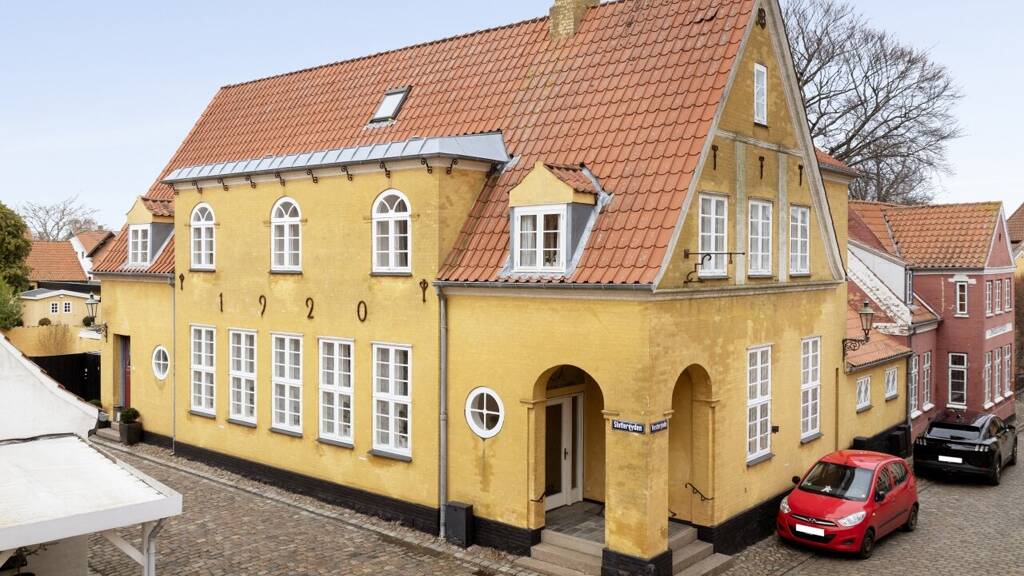 Villa zum Kauf 803.000 € 9 Zimmer 416 m² 805 m² Grundstück Ærøskøbing 5970