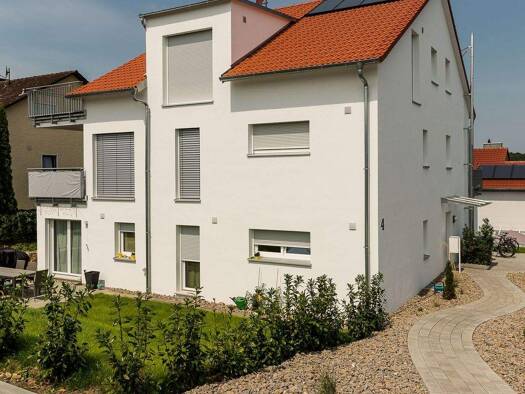 Wohnung zur Miete 950 € 2 Zimmer 72,9 m² 1. Geschoss frei ab 31.01.2026 Liebigstraße 4 Höchberg 97204