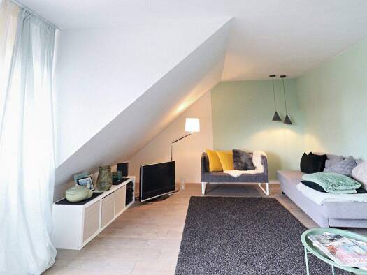 Wohnung zum Kauf 175.000 € 3 Zimmer 63,3 m² 4. Geschoss Husum 25813