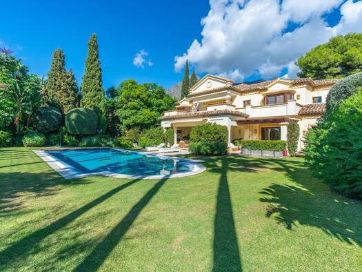 Einfamilienhaus zum Kauf 5.850.000 € 985 m² 1.766 m² Grundstück Sierra Blanca 09585