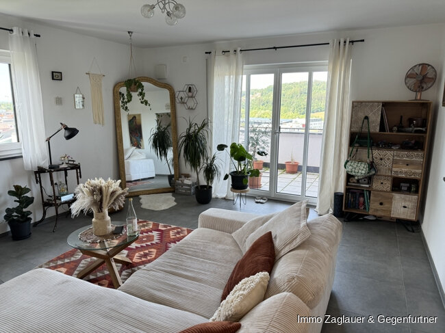 Wohnung zum Kauf 299.000 € 2 Zimmer 65 m²<br/>Wohnfläche Mietraching Deggendorf 94469