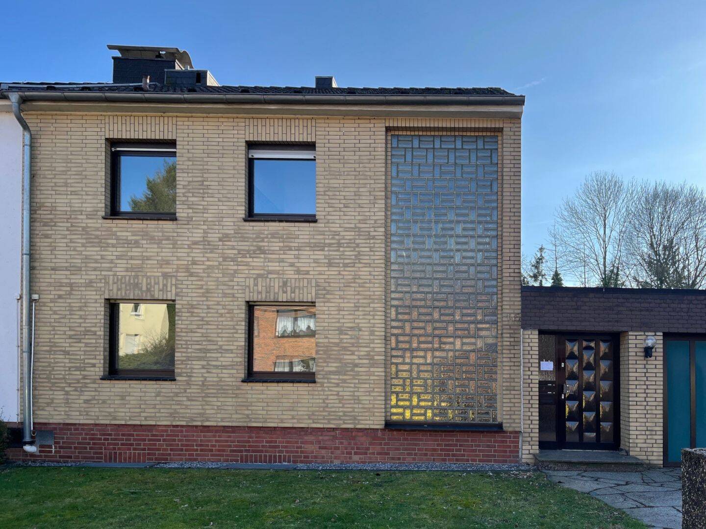 Einfamilienhaus zum Kauf - Ansicht 2