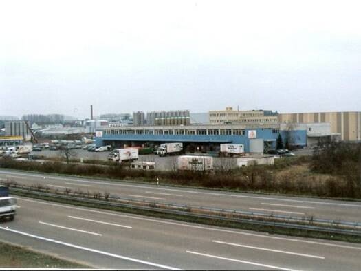 Lagerhalle zur Miete provisionsfrei 1.800 m² Lagerfläche teilbar ab 700 m² - Bergen-Enkheim Frankfurt Ost / Maintal 60388