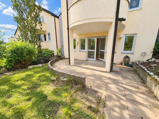 Wohnung zum Kauf 249.000 € 2 Zimmer 86,4 m² EG Schwarzwaldstraße 8 Bietigheim Bietigheim-Bissingen 74321