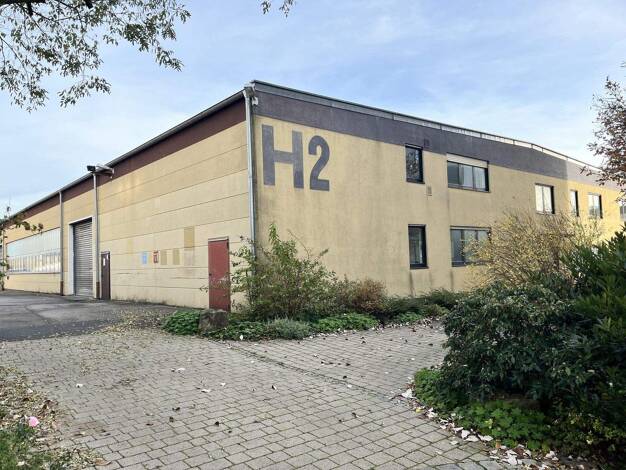 Lagerhalle zur Miete 5.000 € 1.600 m² Lagerfläche Haßfurt 97437