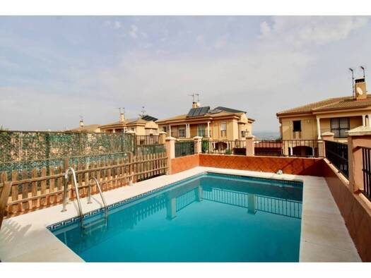 Chalet zum Kauf 595.000 € 5 Zimmer 242 m² Alhaurín de la Torre 29130