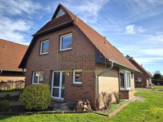 Einfamilienhaus zur Miete 1.100 € 4 Zimmer 113 m² 477 m² Grundstück Neuland Barßel 26676