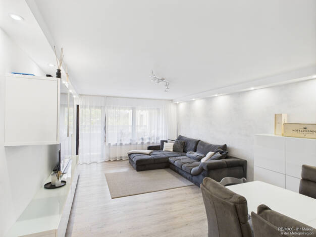 Wohnung zum Kauf 399.000 € 4 Zimmer 102,3 m² 3. Geschoss Deutenbach Stein 90547