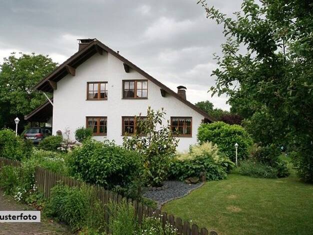 Mehrfamilienhaus zum Kauf 278.000 € 6 Zimmer 124 m² 684 m² Grundstück Leichlingen 42799