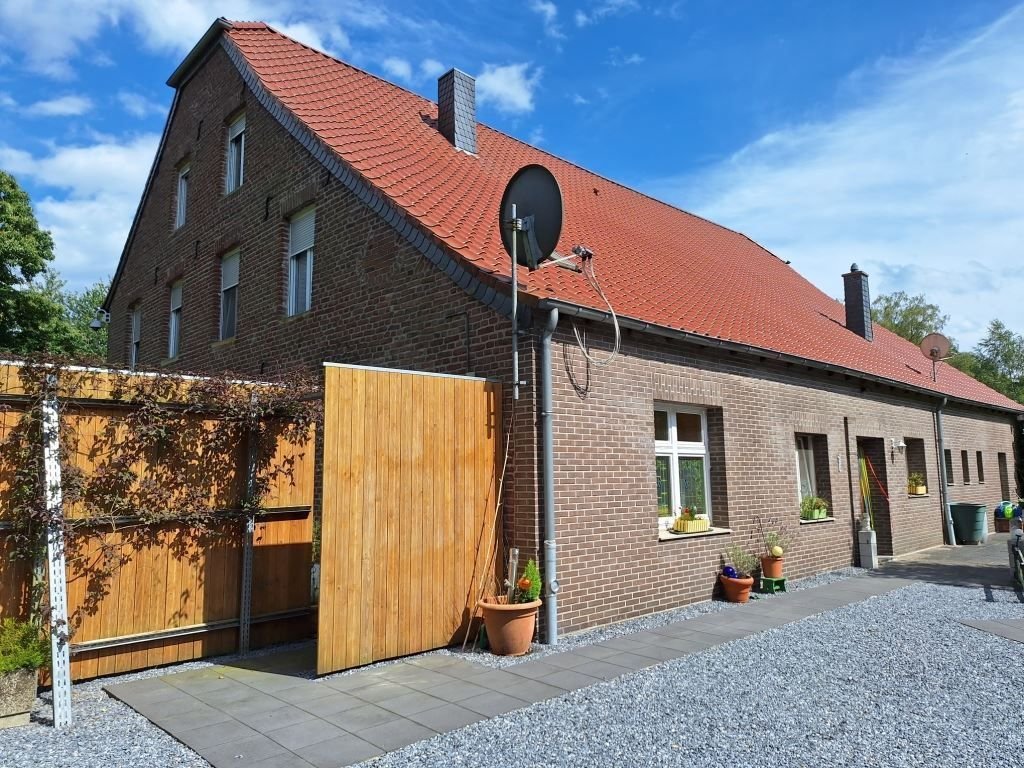 Haus zum Kauf 849.000 € 11 Zimmer 310 m²<br/>Wohnfläche Schmalbroich / Unterweiden Kempen , Niederrhein 47906