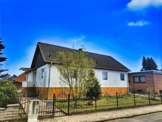 Einfamilienhaus zum Kauf 283.000 € 5,5 Zimmer 141 m² 721 m² Grundstück Ehra Ehra-Lessien 38468