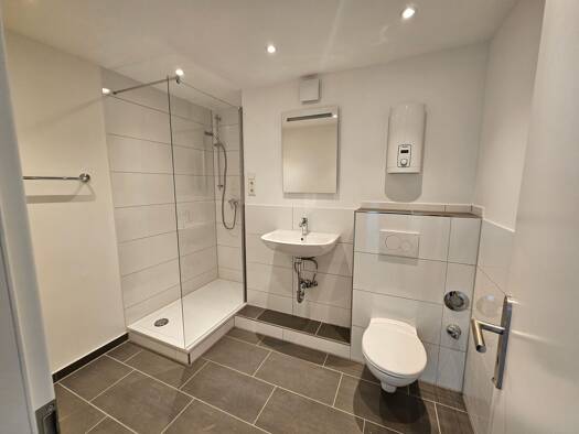 Wohnung zur Miete 650 € 3,5 Zimmer 70 m² Geschoss 1/3 frei ab sofort Grevelstr. 7 Frohnhausen Stadtbezirk III 45144